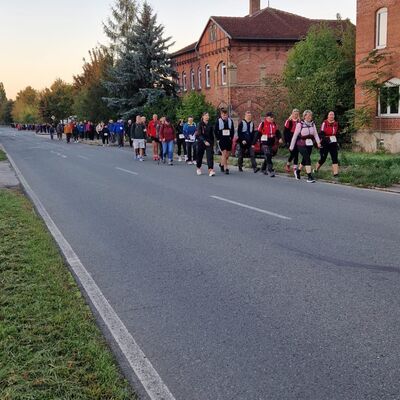 Bild vergr&ouml;&szlig;ern: 50km-Marsch Wir4Gemeinsam